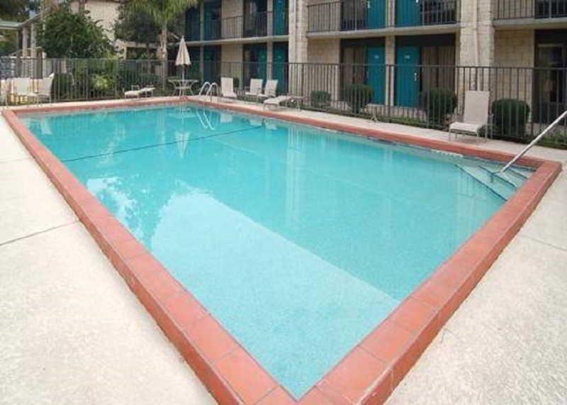 Quality Inn & Suites Orlando Airport Ανέσεις φωτογραφία