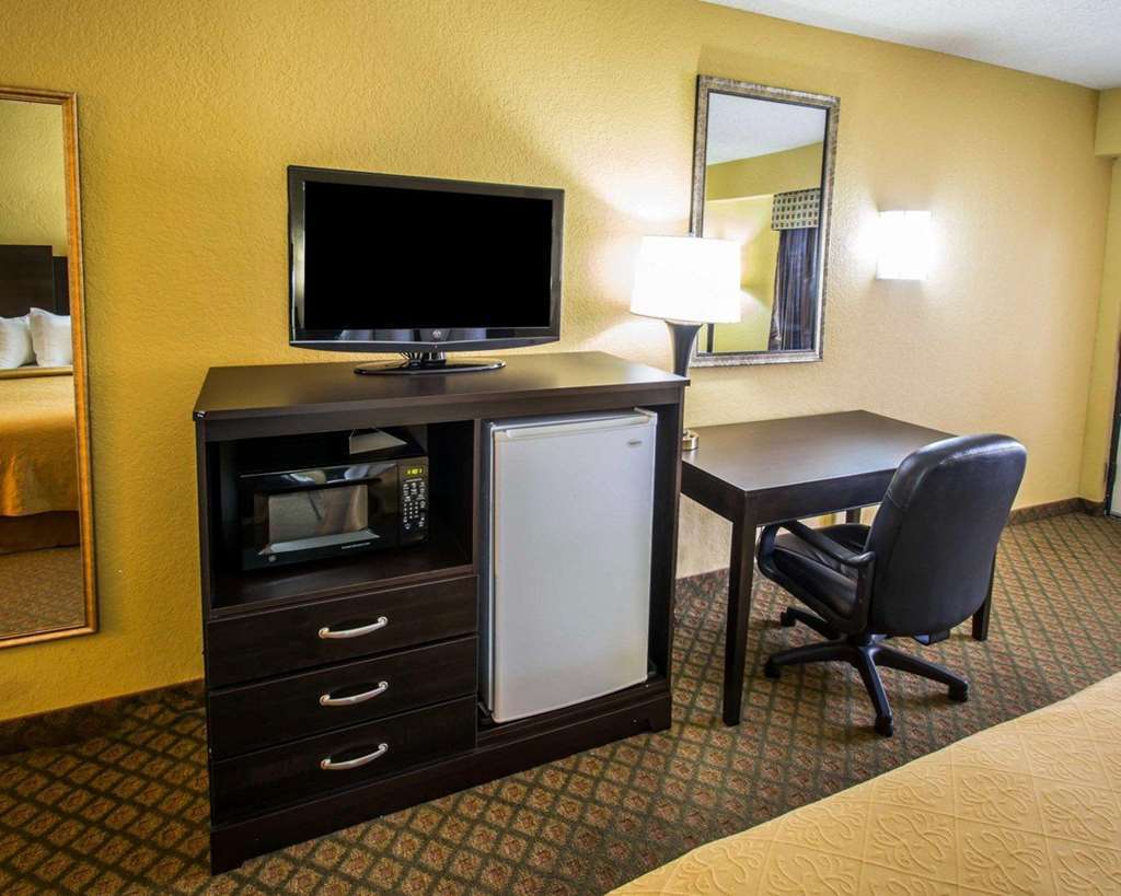 Quality Inn & Suites Orlando Airport Δωμάτιο φωτογραφία